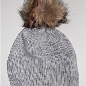 Aerie Gray Beanie with Fur on top